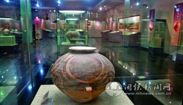 昙石山博物馆展出5000年前青海彩陶