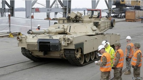 美向波罗的海国家送战车　“缓解”北约对俄担忧