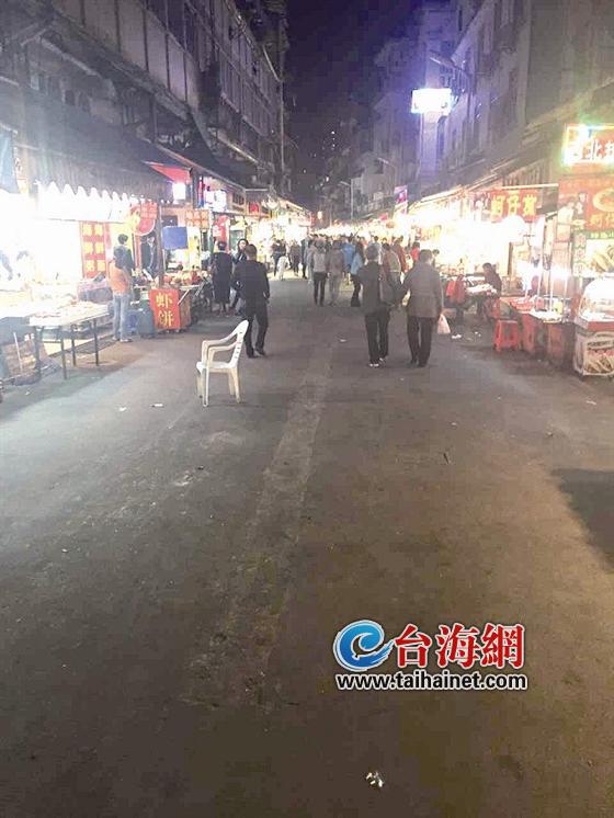 厦门“吃货街”路归何方　老街华丽转身征集意见