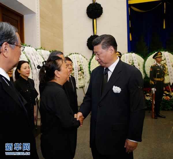 万里同志遗体在京火化　习近平等到八宝山革命公墓送别