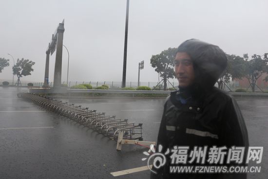 福州各地全力奋战抢修　将台风灾害损失降到最低