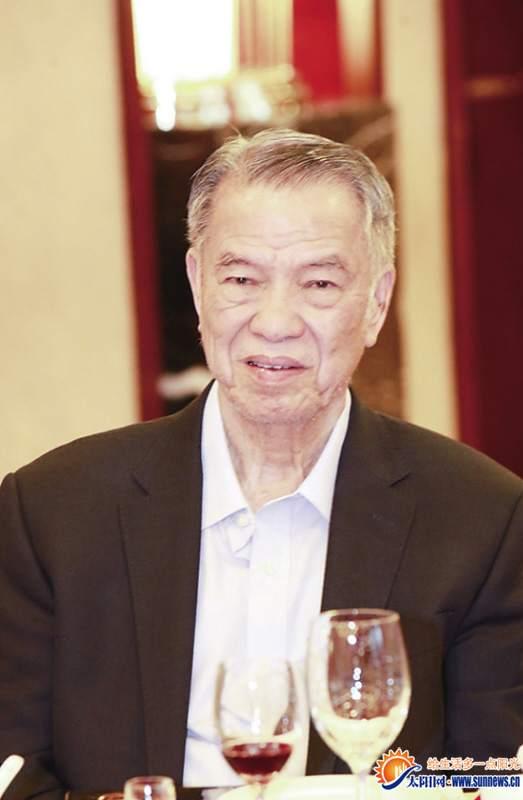 闽籍侨胞受邀阅兵观礼　曾经多次在厦门捐资助学