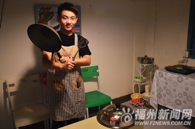 大学生创办自助厨房定制专属餐饮　创意源于聚餐