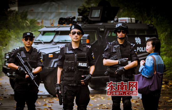 漳州特警版《太阳的后裔》走红　浪漫逼退宋仲基