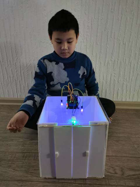 上街学子人工智能作品 入围“数字峰会”决赛