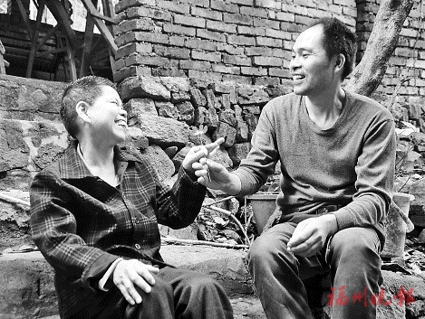 闽侯男子诠释“久病床前有孝子”