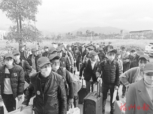 一个支部织出一条“复工链”