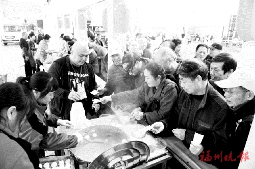 豪车美食　双重诱惑不容错过