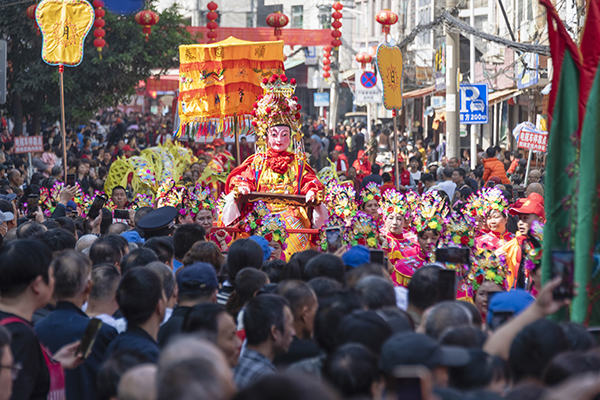 特色民俗闹新春  首邑烟火喜向“龙”