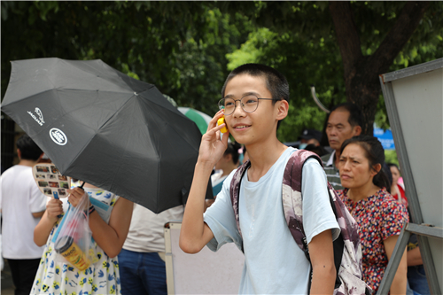 中考落幕 学子扬帆起航