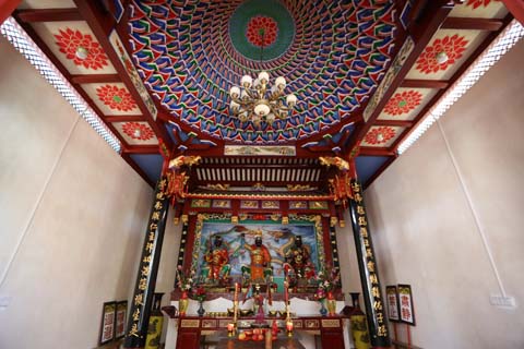 龙岩寺——图腾崇拜和佛文化的融合地