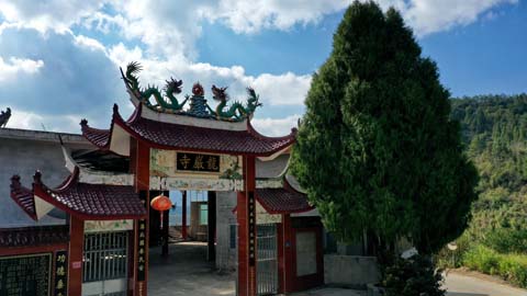 龙岩寺——图腾崇拜和佛文化的融合地