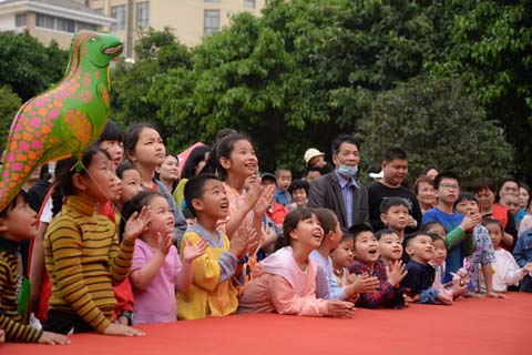 全员参与疫苗接种 构筑青口防疫屏障