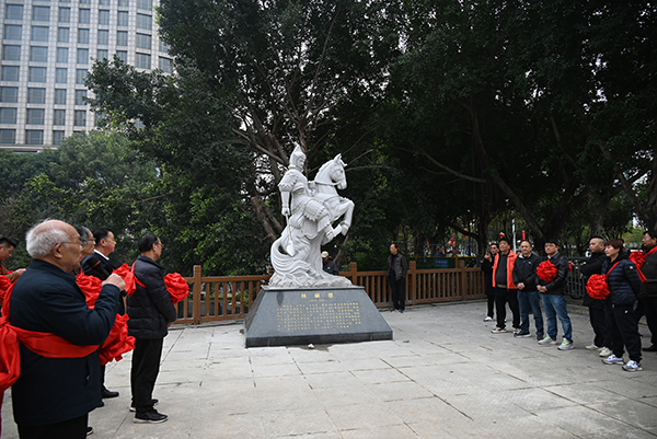 闽国开闽都统使  戎功卓著世尊崇