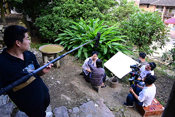 福田有新剧 乡村迎新风