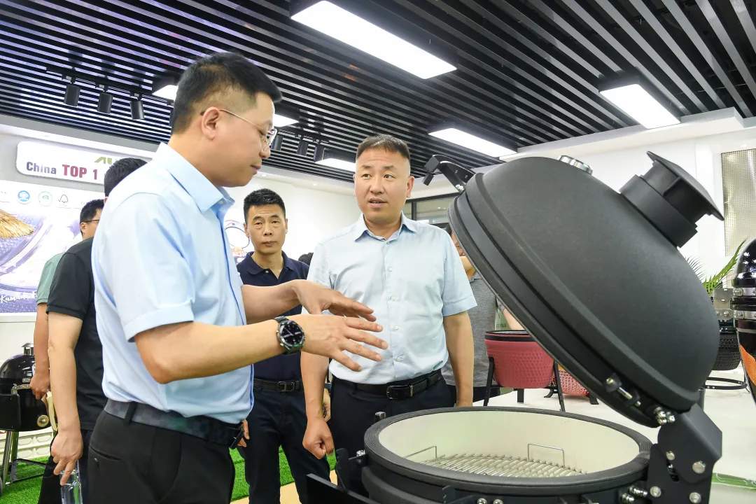 县长到竹岐检查推进有关重点工作